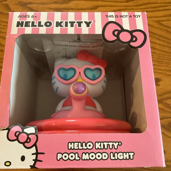 Ukonic Other - NIB Hello Kitty Pool Mood Light